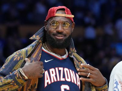 LeBron James navdušenje nad moštvenima kolegoma deli tudi na družbenih omrežjih
