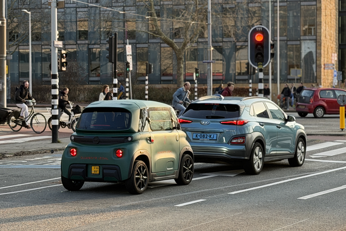 Amsterdam izza volana: avtomobil tu ni več samoumeven – in ne več glavni