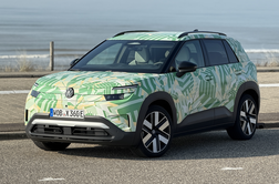 Končno spet tisti "pravi" iz Volkswagna? V roke so nam zaupali še zamaskiranega. #foto