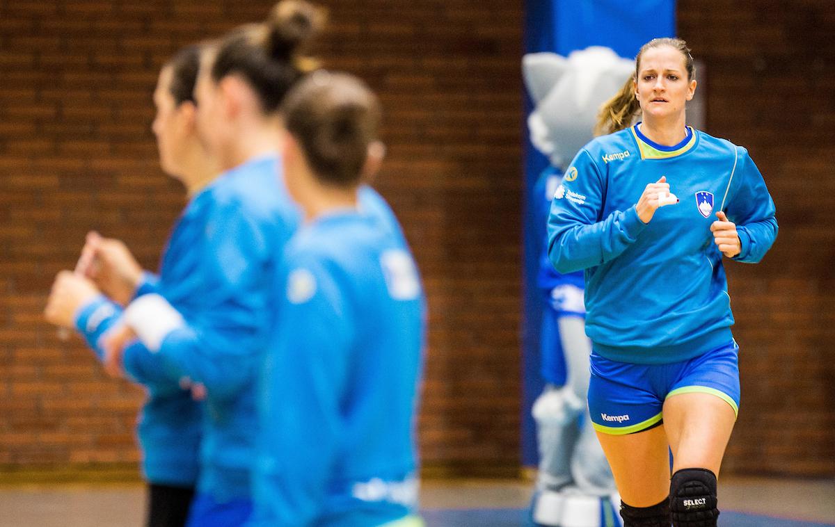 Ana Gros | Kapetanka Ana Gros bo zaradi poškodbe izpustila reprezentančno gostovanje v Skandinaviji. | Foto Sportida