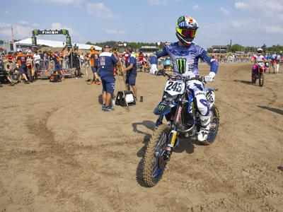 Ni predaje: Tim Gajser je še za en teden ostal v Belgiji