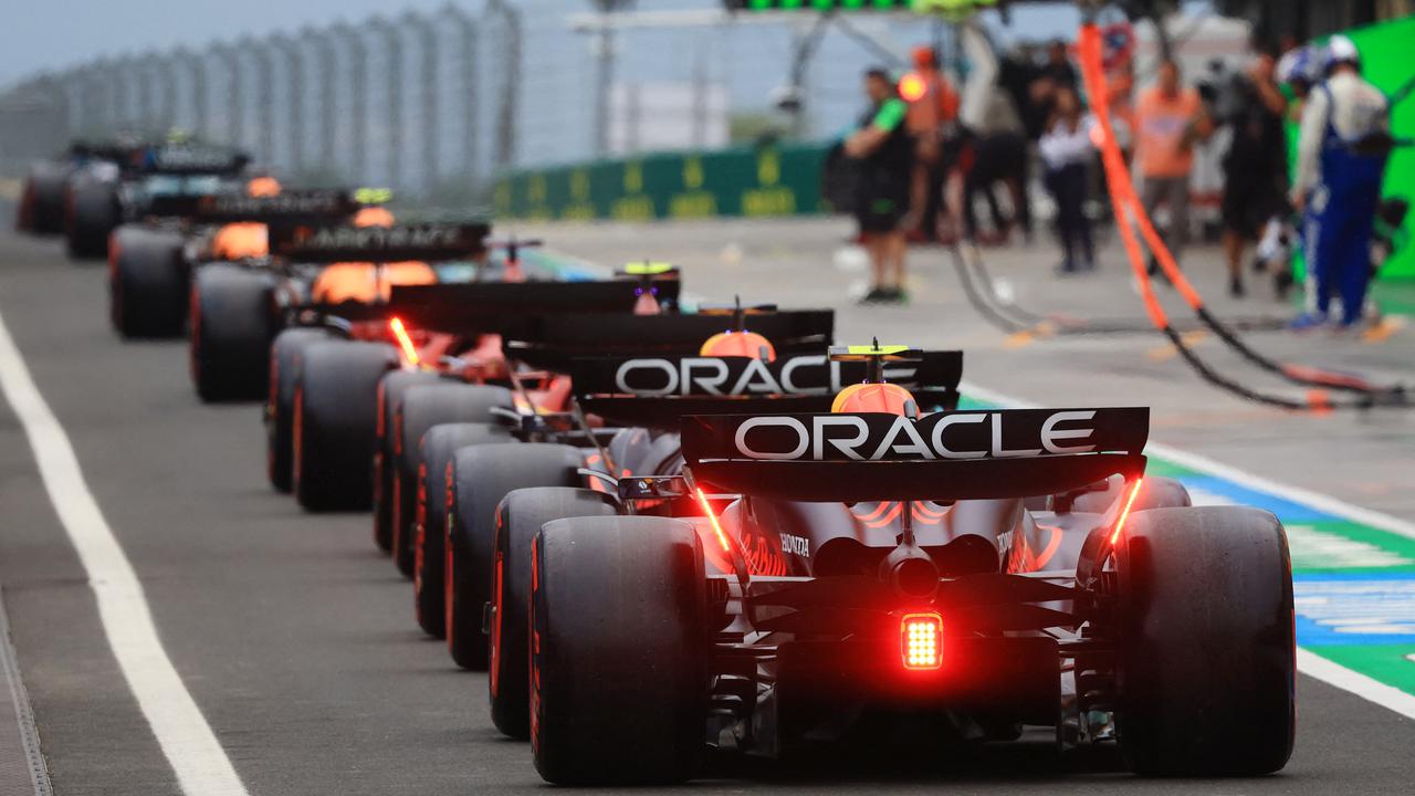 F1 kljub konfliktu ne spreminja načrtov za konec sezone