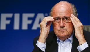 Sepp Blatter po novem odstopu presenečen