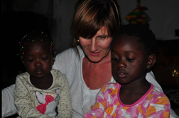 Maja Štamol je iz Afrike pripeljala še eno deklico