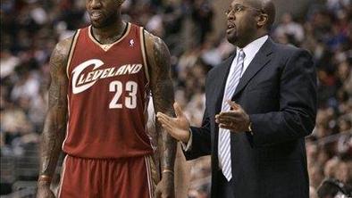 Mike Brown trener leta v ligi NBA