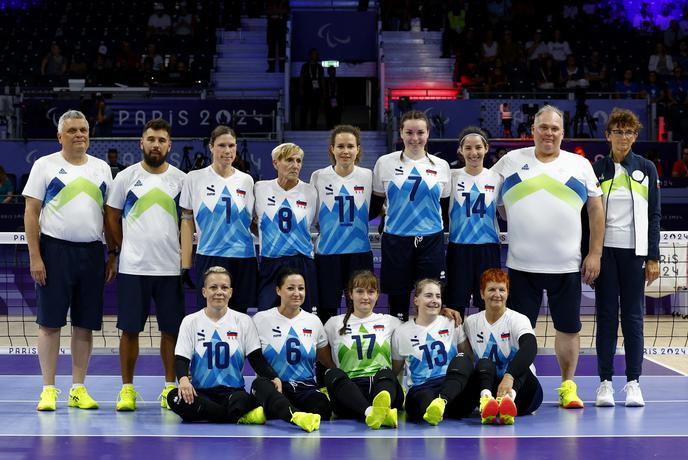 Slovenke na zadnji tekmi v Parizu izgubile z Italijo in igre končale kot šeste