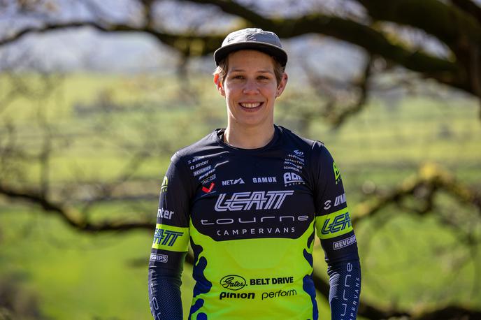 Monika Hrastnik | Monika Hrastnik se je uvrstila v finale spusta za svetovni pokal v andorskem Pal Arinsalu. | Foto Grega Stopar/AON Racing - Tourne Campervans