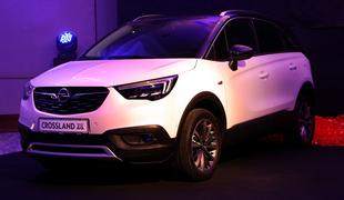 Predpremierno: Opel crossland X prvič pripeljal v Slovenijo #foto