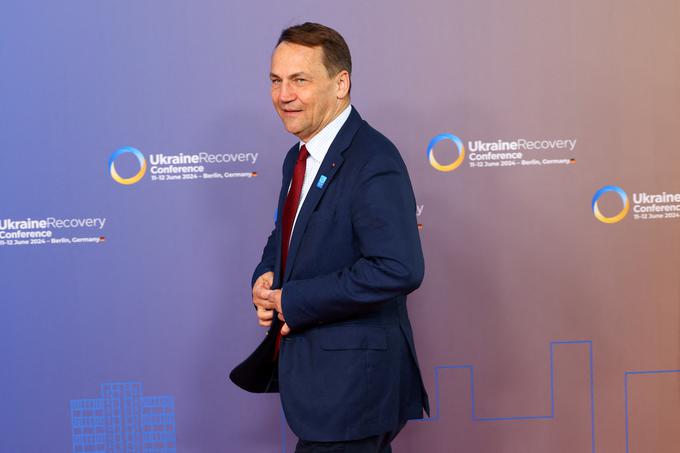 Poljski zunanji minister Radoslaw Sikorski. | Foto: Reuters
