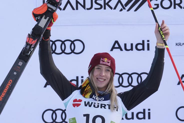 Lara Colturi je bila letos trikrat na stopničkah. V Kranjski Gori je v veleslalomu druga. | Foto: Guliverimage