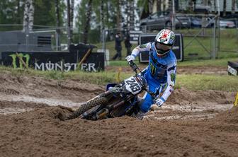 Brata Coenen razred zase, Herlings odstopil, Gajser četrti, Pancar osmi