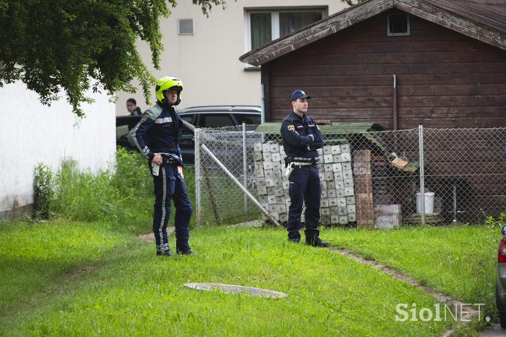 Rop bencinskega servisa v Ljubljani in prijetje storilca.