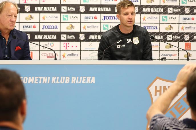 Simon Rožman | Simon Rožman, novi trener NK Rijeka, v družbi športnega direktorja Srečka Juričića. | Foto Hina/STA