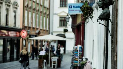 Koliko spomenikov ženskam imamo v Ljubljani? Bore malo!