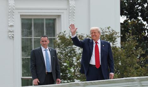 Kaj je Trump počel na strehi Bele hiše?