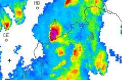 Količina padavin raste, močna nevihta se pomika proti Ptuju #animacija