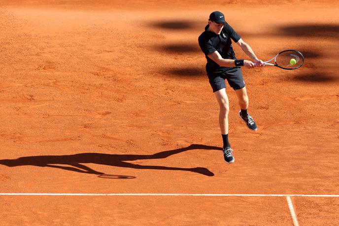 Jannik Sinner | Jannik Sinner je v tretjem krogu oddal le dve igri. | Foto Reuters
