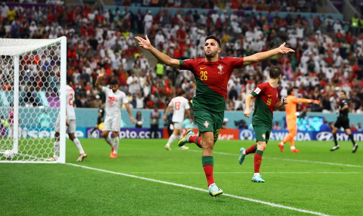 Mladi napadalec Portugalske Goncalo Ramos je proti Švici dosegel kar tri zadetke. | Foto: Reuters
