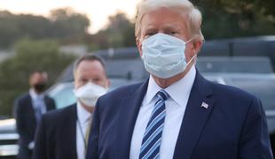 Preigravali možnost, da bi okuženega Trumpa priključili na ventilator