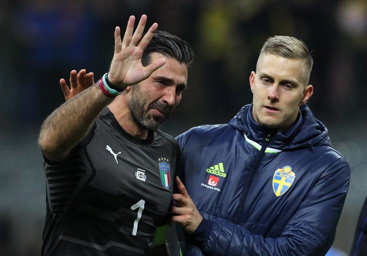 Legendarni kapetan Gianluigi Buffon je ostal brez načrtovanega nastopa na svetovnem prvenstvu v Rusiji. | Foto: Getty Images