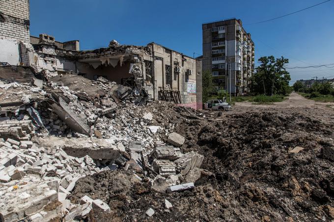 Mesto Lisičansk 12. junija letos | Foto: Reuters