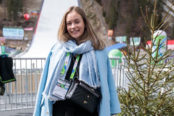 Mia Golob, zaročenka Andraža Šporarja, je morala v šestem mesecu nosečnosti na nujno operacijo.  | Foto: Mediaspeed
