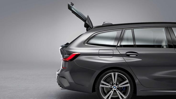 Zadnje steklo je večje, prav tako doprtina prtljažnika. Nižji je tudi nakladalni rob. | Foto: BMW