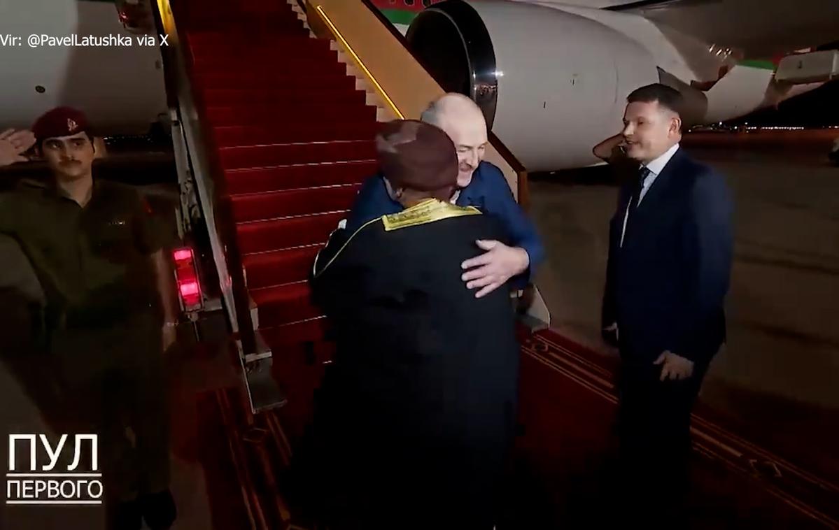 Lukašenko | Po pristanku v Muškatu ni bilo nobenih poročil o Lukašenkovem obisku ne iz njegovega urada ne v beloruskih ali omanskih medijih. | Foto @PavelLatushka via X