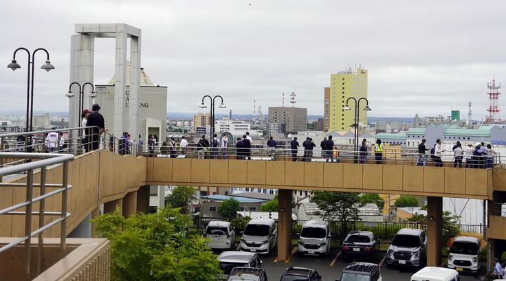 Oblasti na Japonskem so že zaukazale evakuacijo prebivalcev na prizadetih območjih. | Foto: Reuters