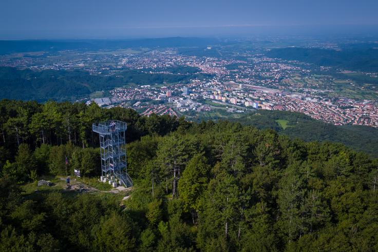 Nova Gorica je danes sodobno mesto. | Foto: STA ,