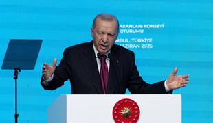 Erdogan odločno proti Izraelu: Ustaviti moramo to razbojništvo
