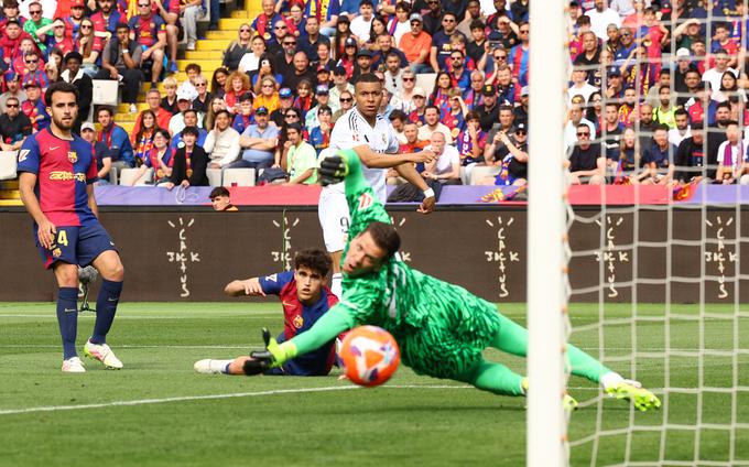 Mbappe je s tretjim zadetkom Real vrnil v igro. | Foto: Reuters