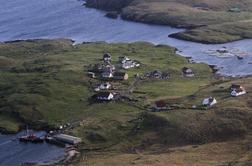 Na prodaj eden izmed redkih naseljenih škotskih otokov Summer