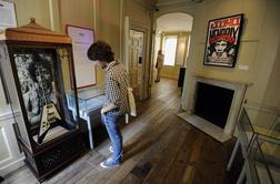 Londonski dom Jimija Hendrixa bodo preuredili v muzej