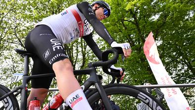 Pogačar uspešno prestal operacijo, rehabilitacijo bo nadaljeval doma