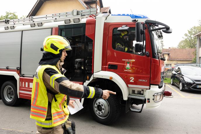 Gasilci | Do požara je prišlo zaradi pregretega grelca. | Foto STA