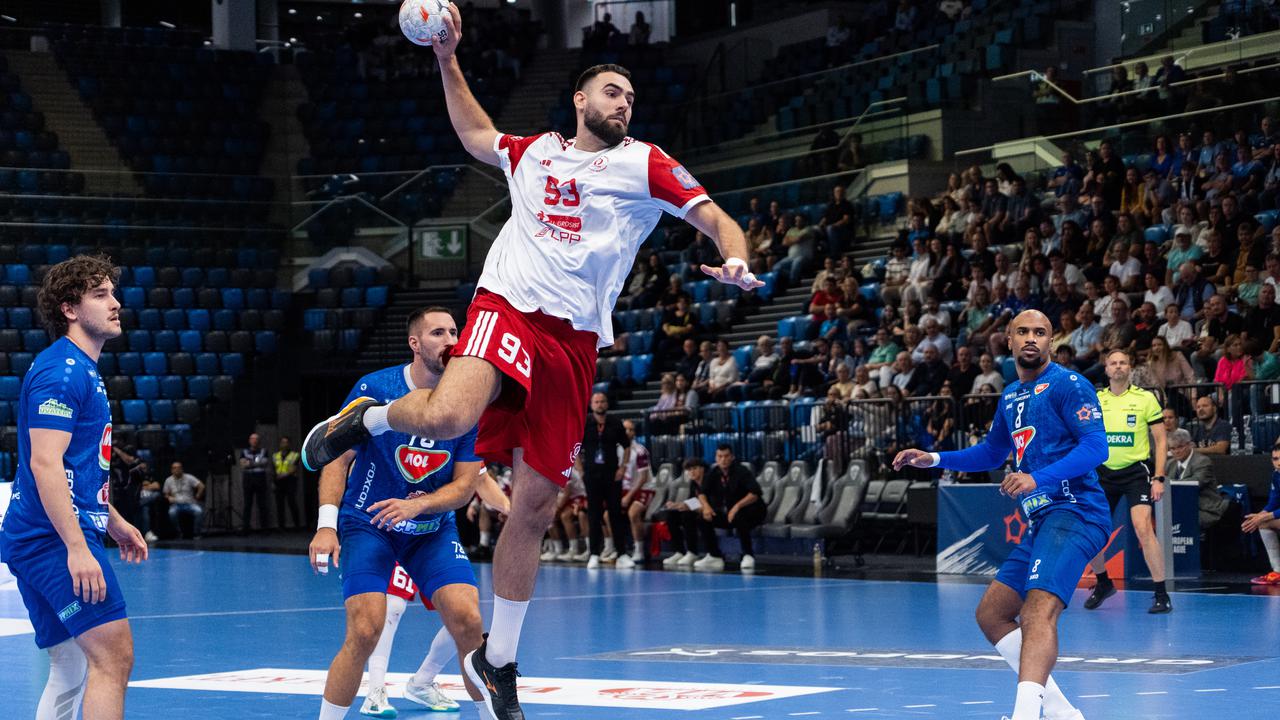 Slovan pred drugo oviro