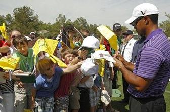 Woods ni pozabil igrati golfa