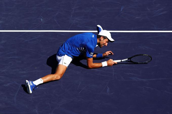 "Novak Đoković se zmeraj bori s kratkimi žogami, ne mara prihajati na mrežo in lahko ima slab drugi servis." | Foto: Gulliver/Getty Images