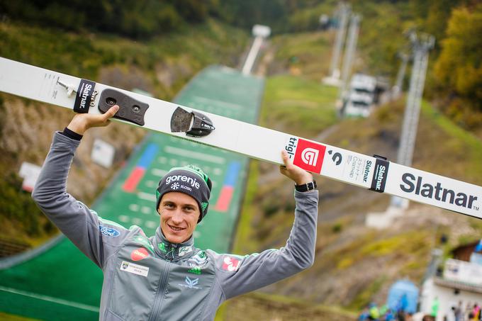 V novi sezoni bo skakal na smučeh slovenskega proizvajalca Petra Slatnarja. | Foto: Grega Valančič/Sportida