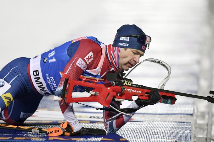 Norveška legenda Ole Einar Björndalen se je po olimpijski pavzi vrnila z 12. mestom.  | Foto: Reuters