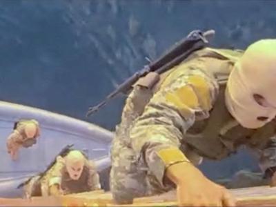 Iranci objavili videoposnetek zasega ladje v Hormuški ožini #video