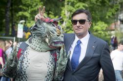 Skupaj s študenti Majske igre pozdravil tudi predsednik Pahor (foto)
