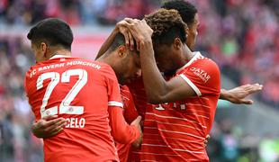 Bayern spet pred Borussio
