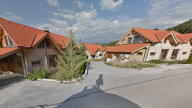 Šest hiš bo na dražbi na prodaj za 750 tisočakov
