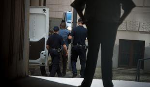 Policist, ki je streljal na vojaka Petrovčiča, je strelno orožje uporabil zakonito 