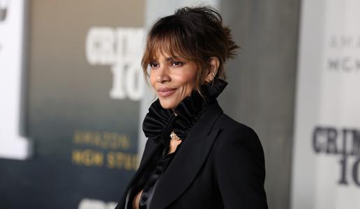 Halle Berry obtožena zlorabe sina: nekdanji mož zahteva prepoved približevanja