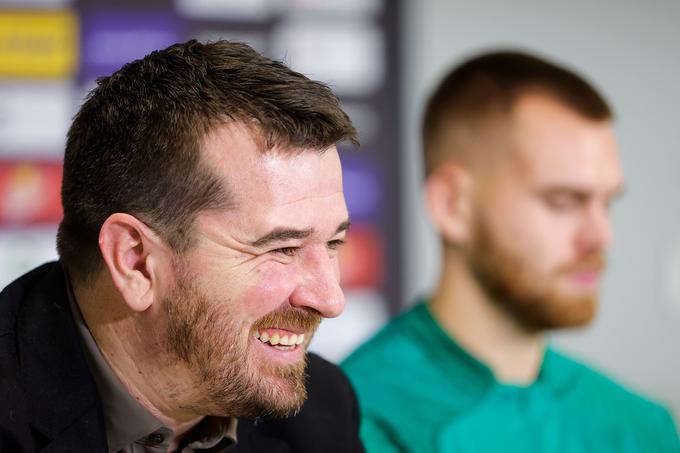 "Z Olimpijo smo šli na pot razvijanja mladih igralcev. Razvili smo Kojića in Ristića, ki je izjemen potencial, a se je žal nesrečno poškodoval, tako da ne bo mogel nastopiti na Euru do 21 let," mu je žal, da mladi branilec letos ne bo mogel zastopati barv Slovenije na velikem tekmovanju na Slovaškem. | Foto: Aleš Fevžer
