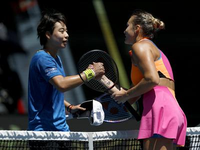 Arina Sabalenka brez težav, Olga Danilović trčila ob ameriški zid