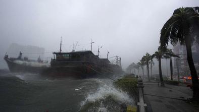 Tajfun Rammasun sejal smrt na Kitajskem